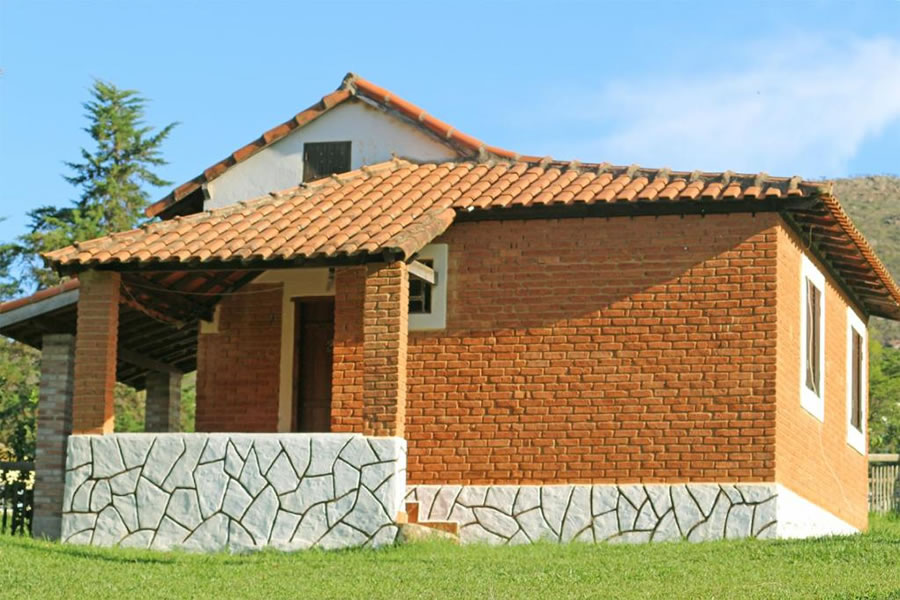 Chalé e Camping Elementais